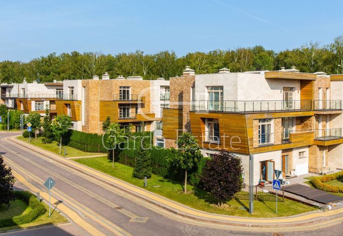 Парк Авеню (Park Avenue)